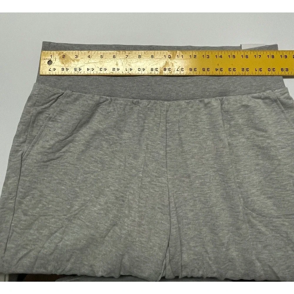 NIKE YOGA SWEETPANTS‎ 7/8 WOMEN CT0543-050 GREY 1X